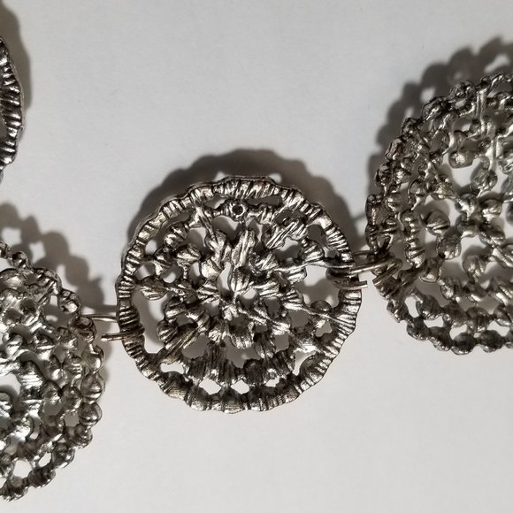 Dana Buchman Vintage Concho Silver Tone Necklace Nice Abstract - Picture 10 of 16